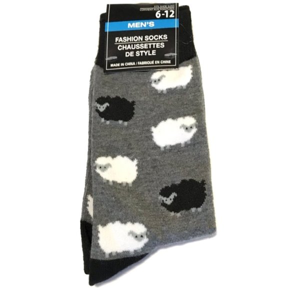 Other - *3/$15* Mens Fun Sheep Socks